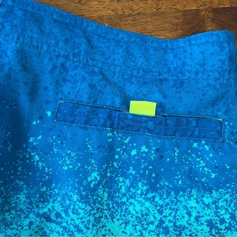 O’rageous boys blue green swim trunks size xl 18-20